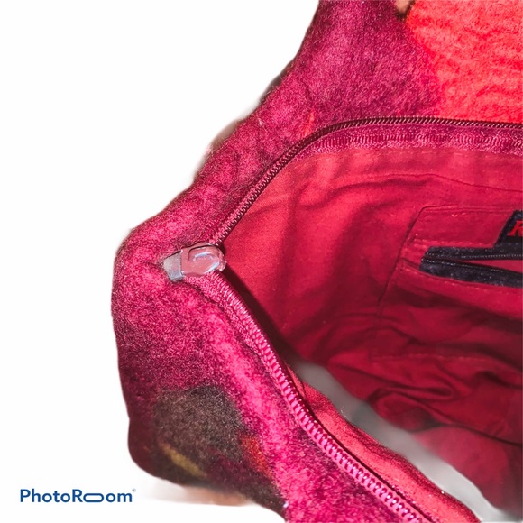 RISING TIDE | Wool Boho Floral Pom Handbag Purse - Picture 8 of 8